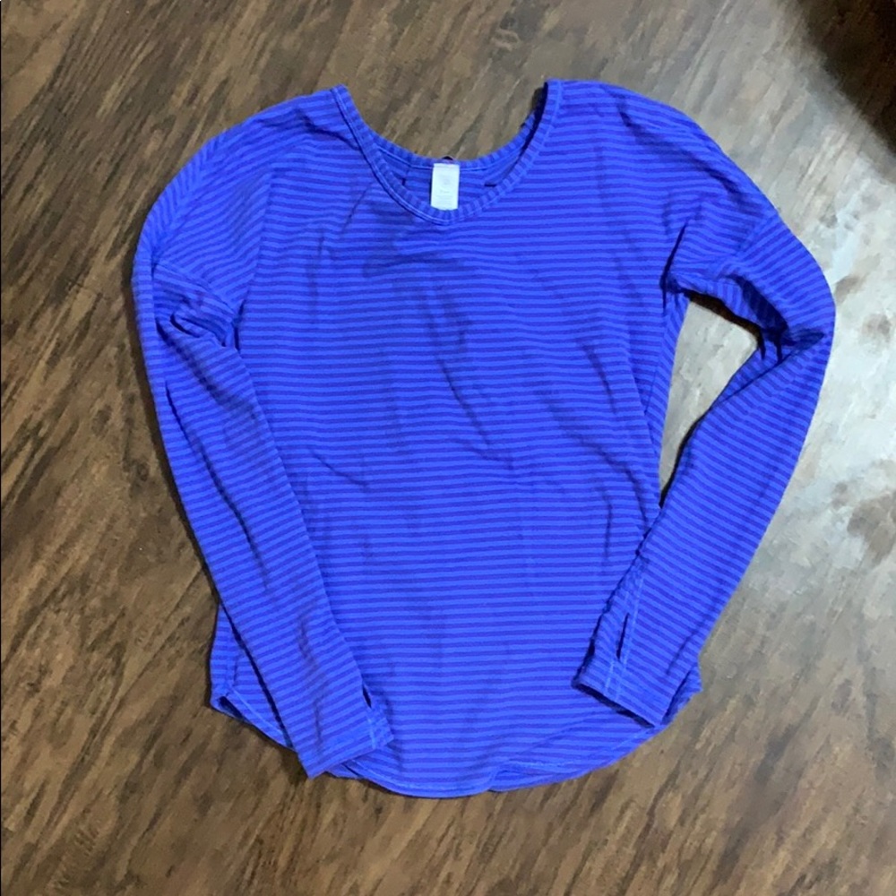Girls Ivivva Long sleeve shirt with Thumb Holes